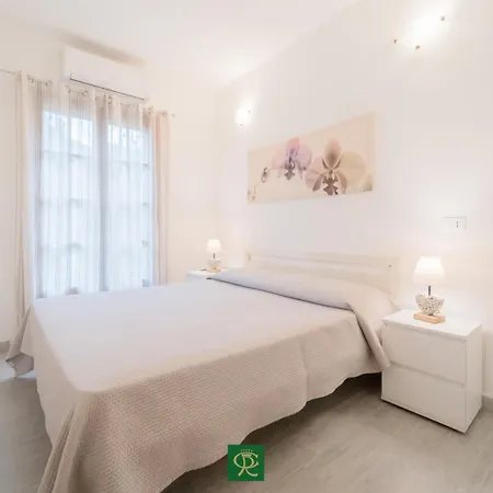 Albatros Aparthotel Capoliveri  Room photo